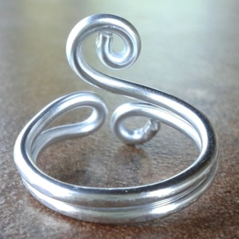 Wire Ring - Picture 3 of 4